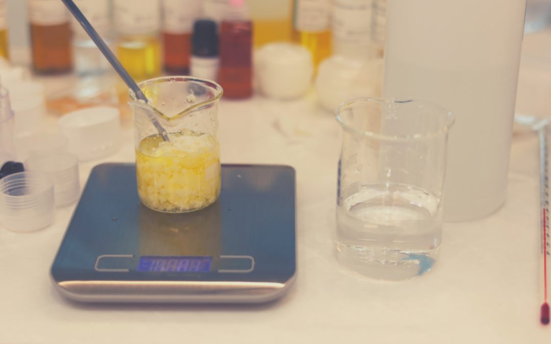 Buenas prácticas de fabricación basadas en la ISO 22716 de producto cosmético.